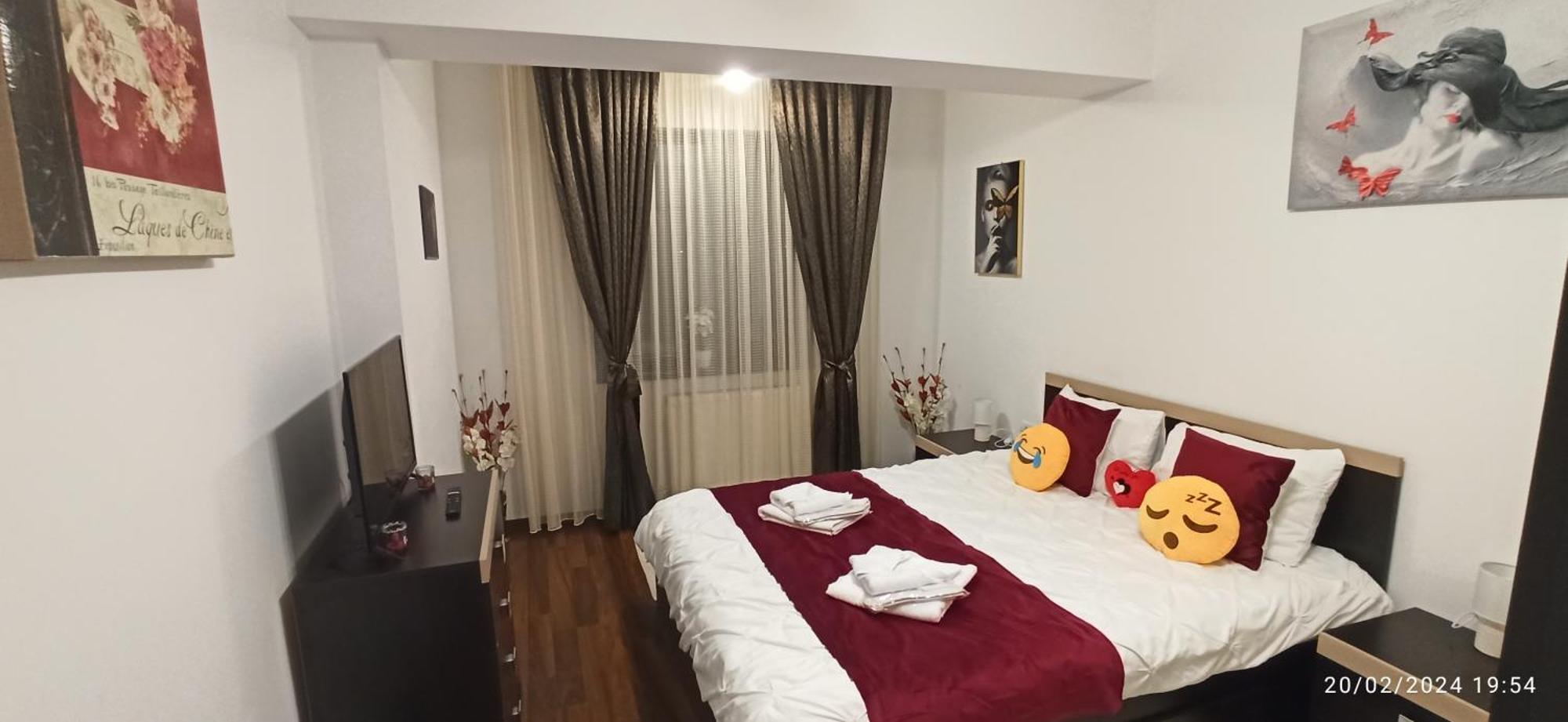 Cozy Magic House - Unirii Square Apartman Bukarest Kültér fotó