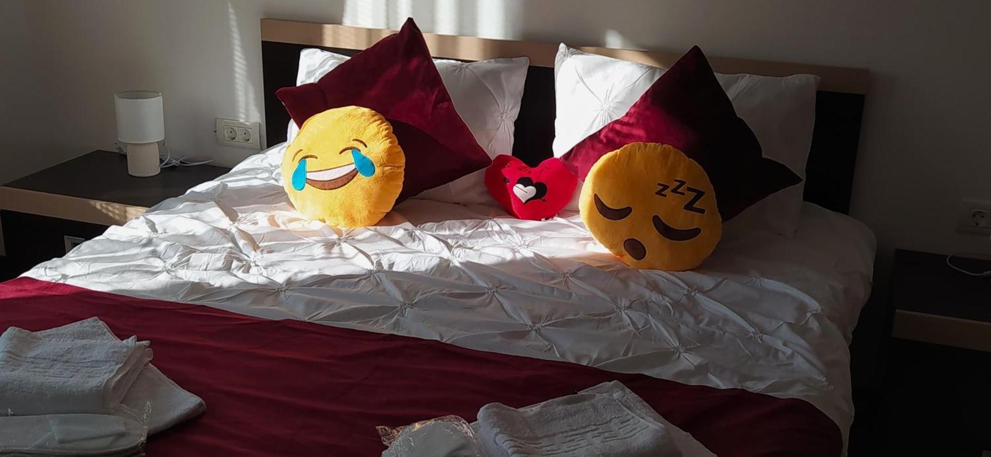 Cozy Magic House - Unirii Square Apartman Bukarest Kültér fotó