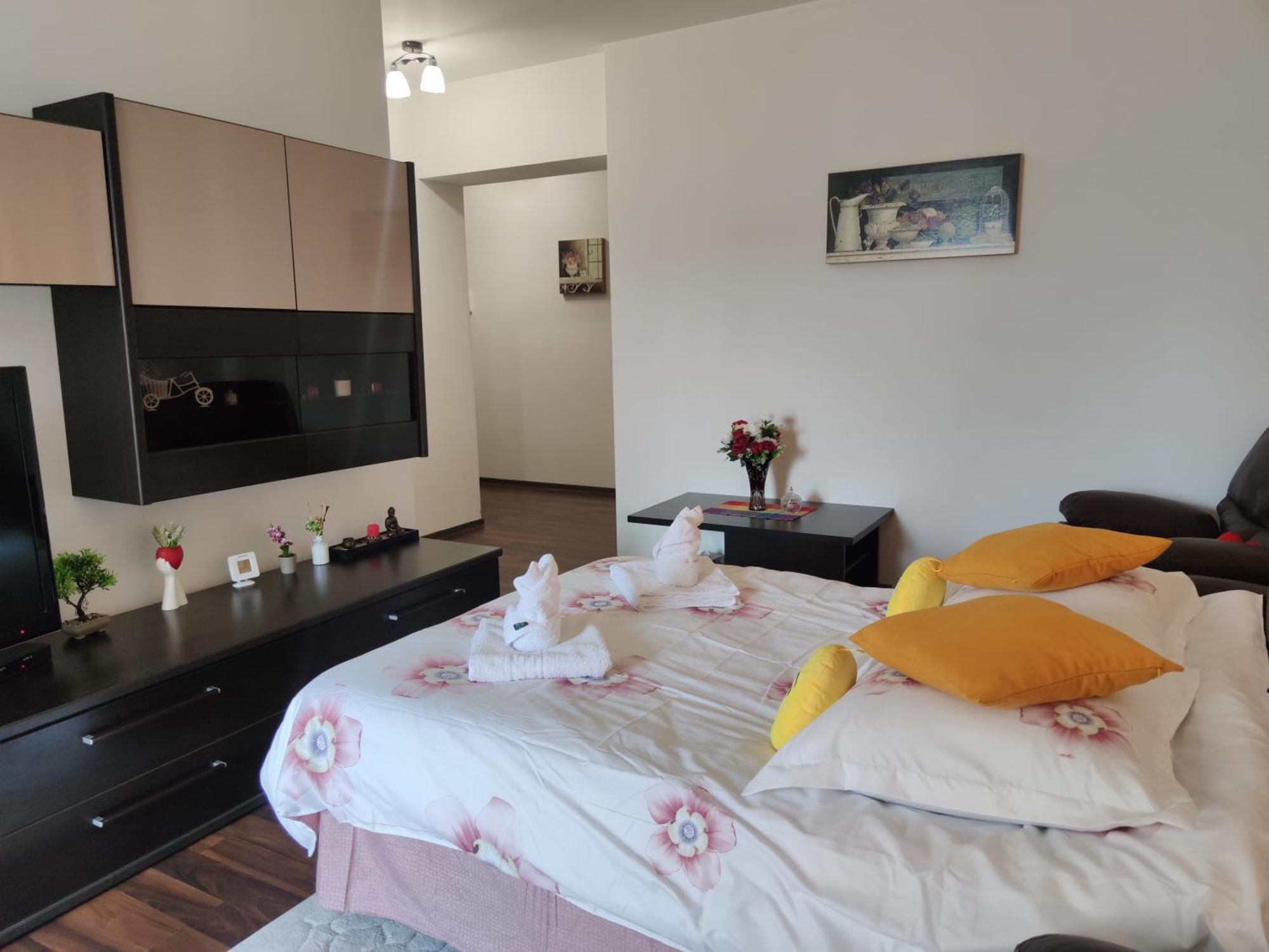 Cozy Magic House - Unirii Square Apartman Bukarest Kültér fotó